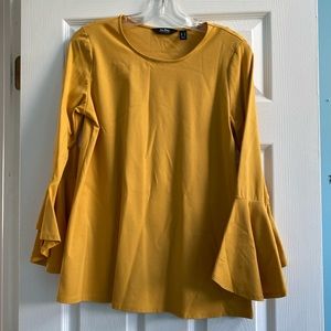 🔆 Bell-sleeve top 🔆